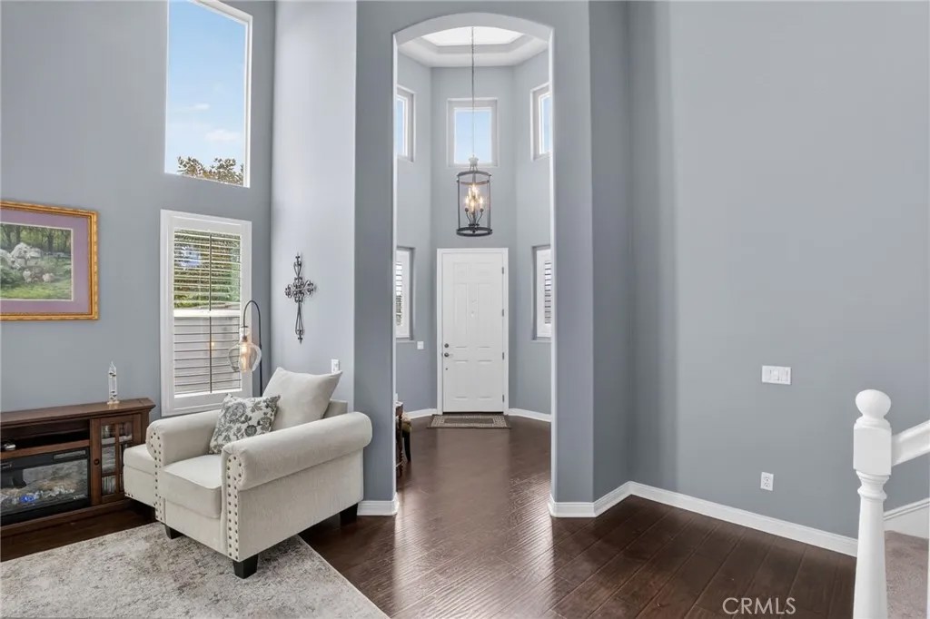 1540 Glencrest Drive