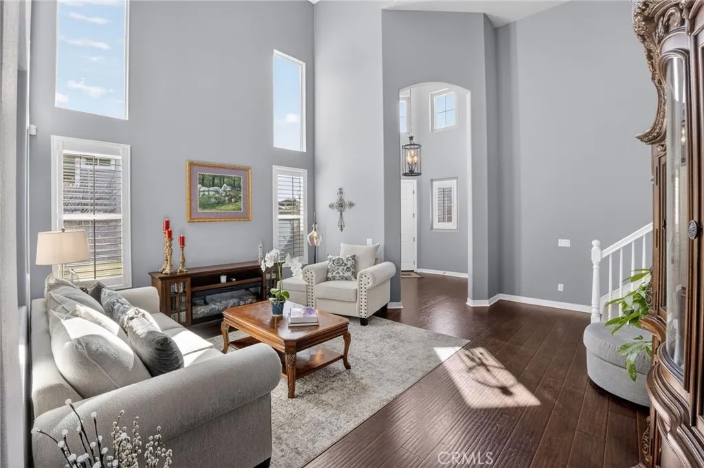 1540 Glencrest Drive