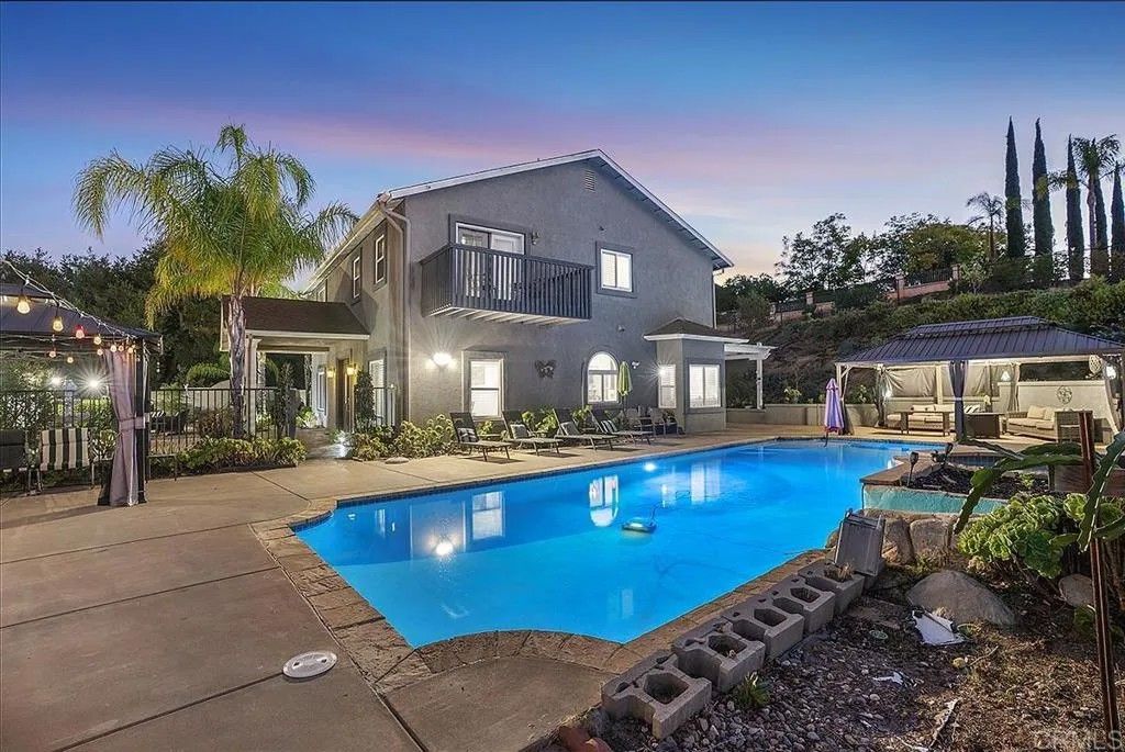 Photo of 29738 Roble Verde, Valley Center, CA 92082 (MLS # PTP2508204)