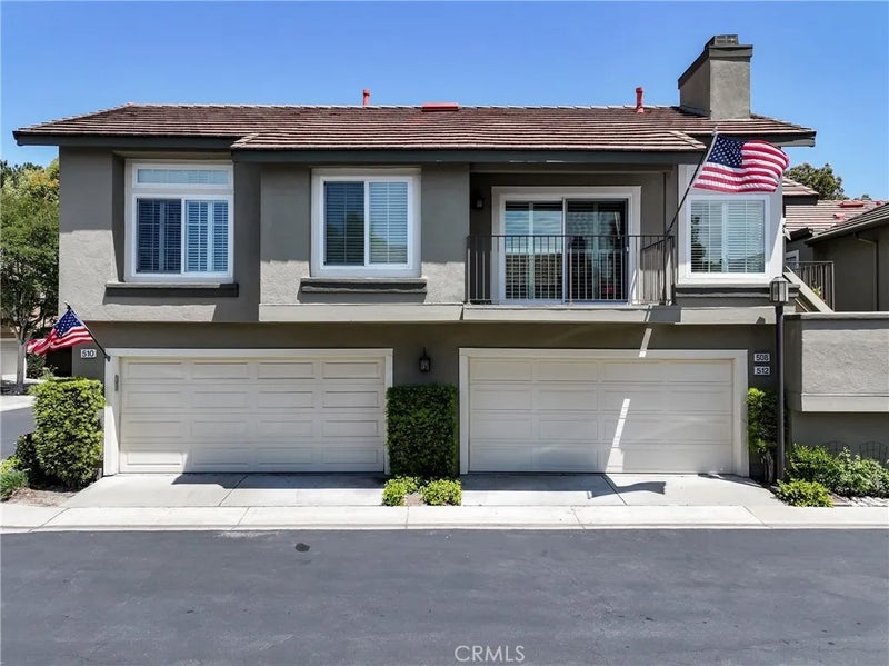 512 S Hollydale