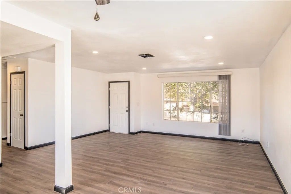 Photo of 61593 Capilla Dr, Joshua Tree, CA 92252 (MLS # JT25265720)