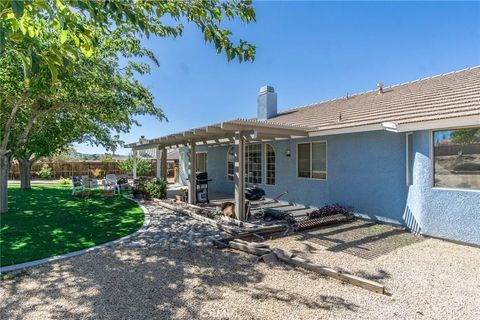 Tiny photo for 19809 Modoc Rd, Apple Valley, CA 92308 (MLS # HD25247287)