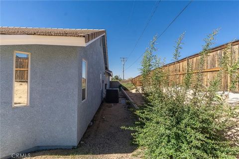 Tiny photo for 19809 Modoc Rd, Apple Valley, CA 92308 (MLS # HD25247287)