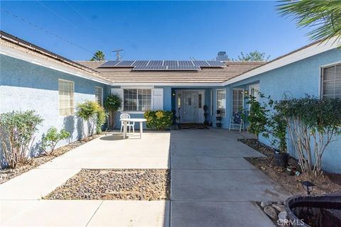 Tiny photo for 19809 Modoc Rd, Apple Valley, CA 92308 (MLS # HD25247287)