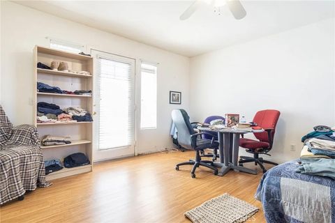 Tiny photo for 19809 Modoc Rd, Apple Valley, CA 92308 (MLS # HD25247287)