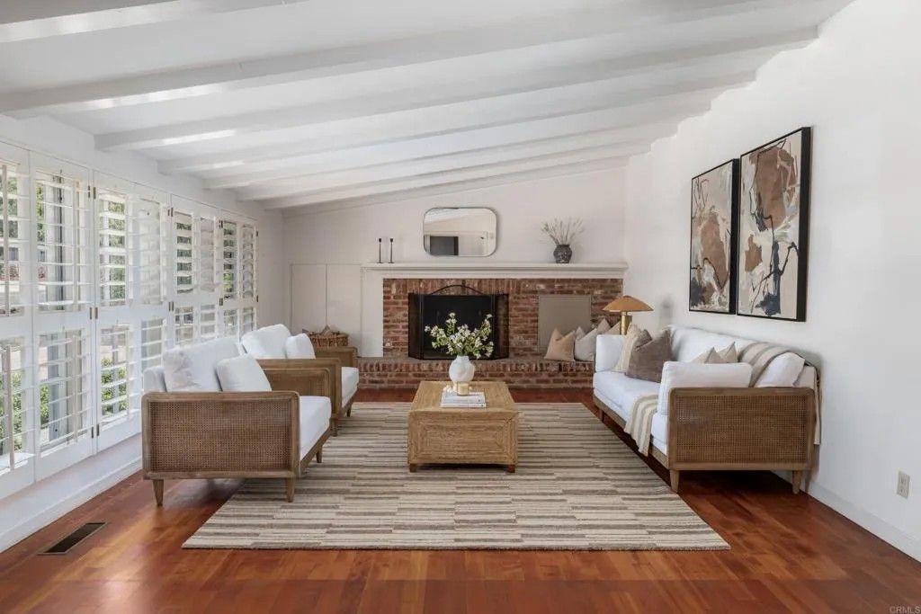 Photo of 1381 W Muirlands Drive, La Jolla, CA 92037 (MLS # NDP2507381)