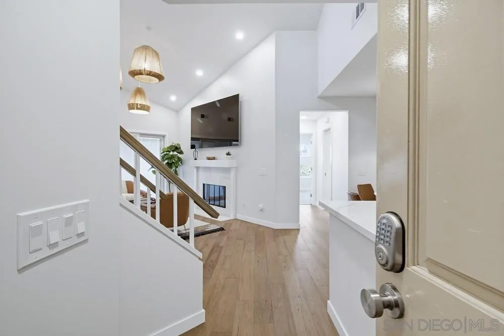 7223 Camino Degrazia 75