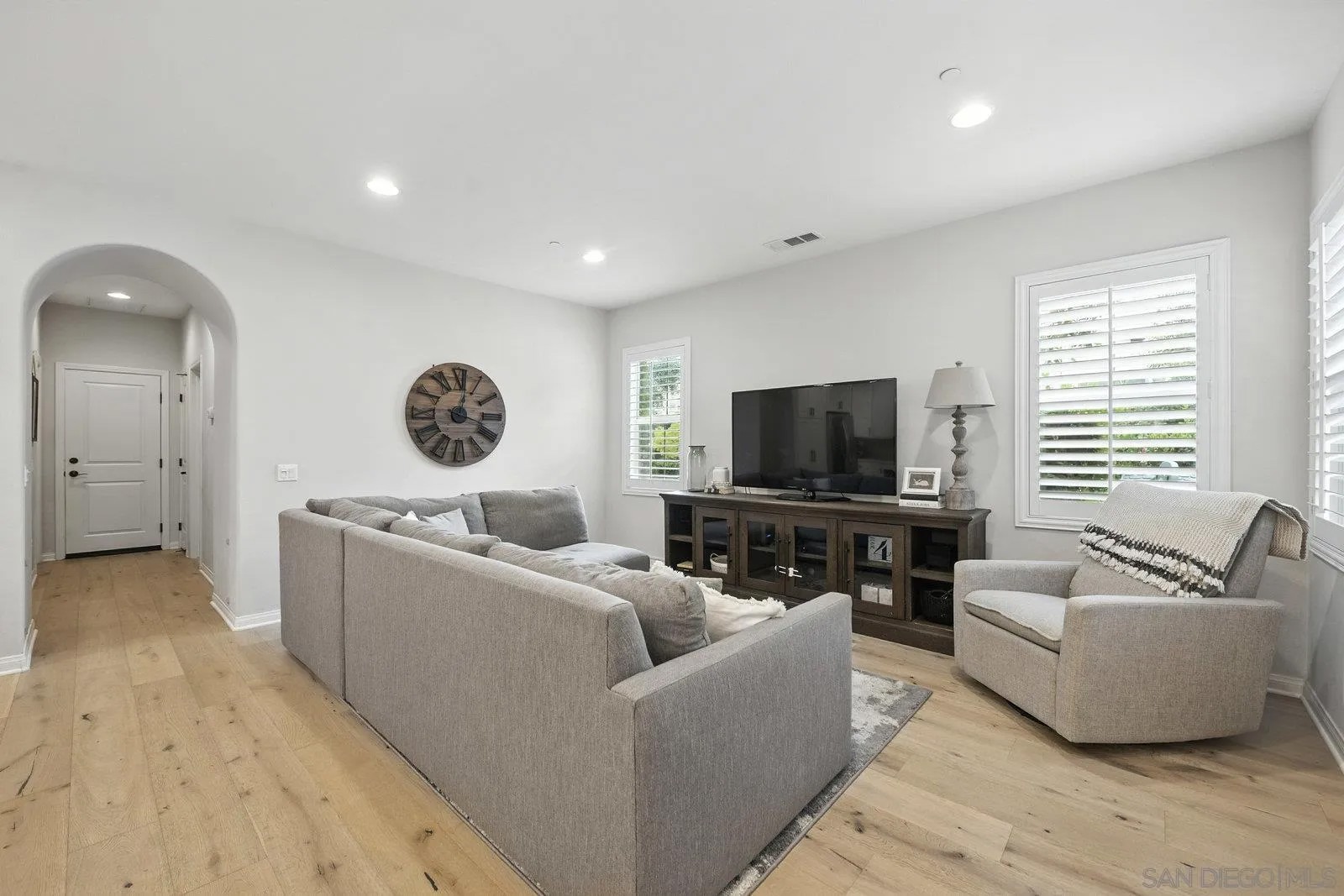 16188 Paseo Del Sur