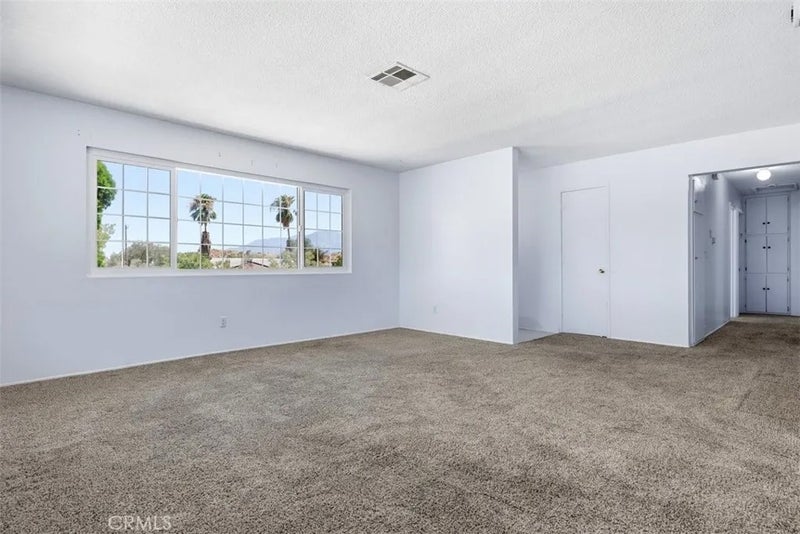 49084 Mojave