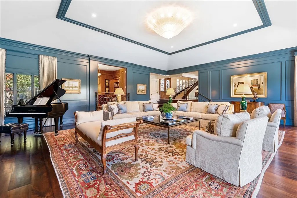 1 Cypress Point Lane