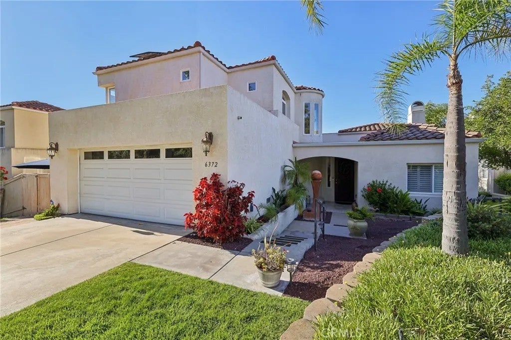 6372 Camino Largo