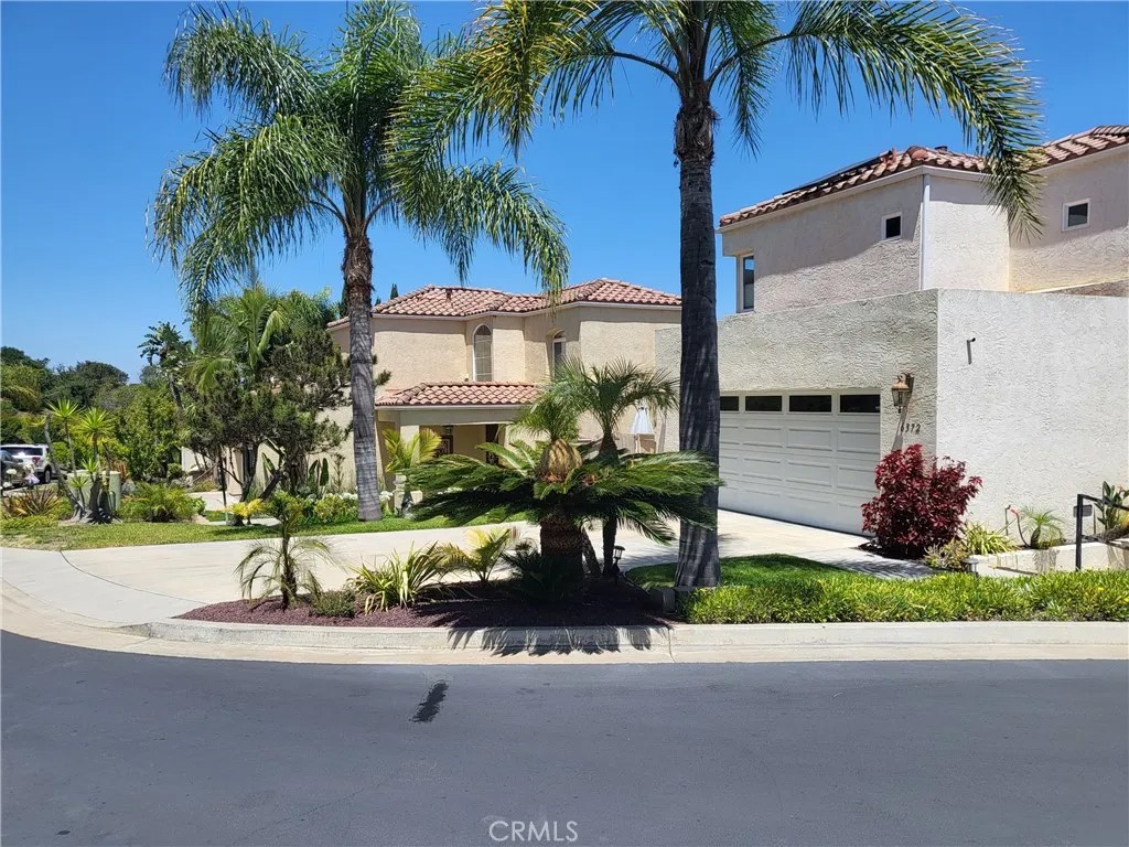 6372 Camino Largo