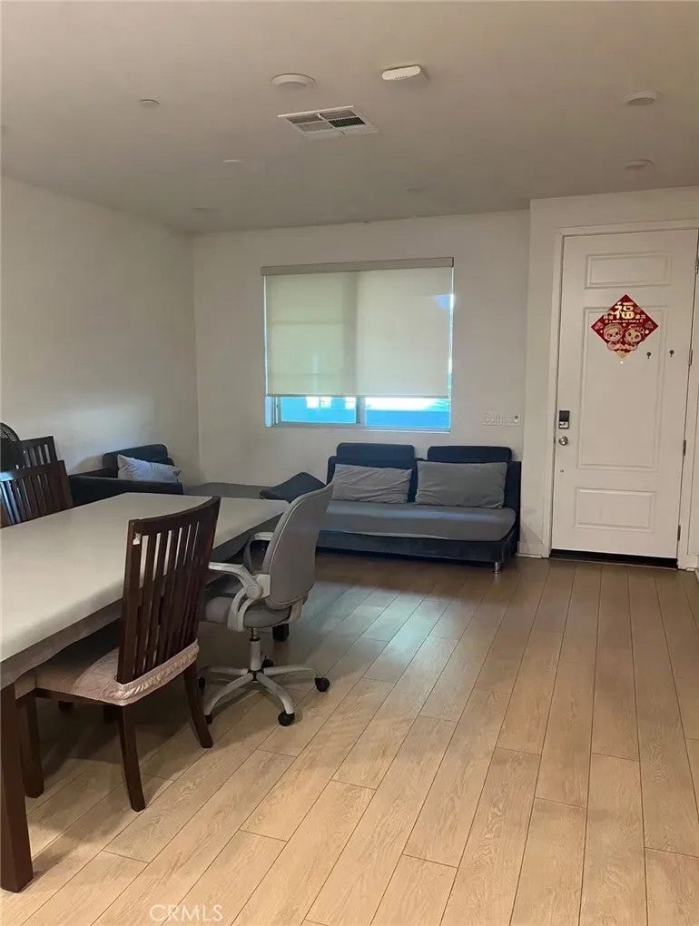 2608 Winston Court