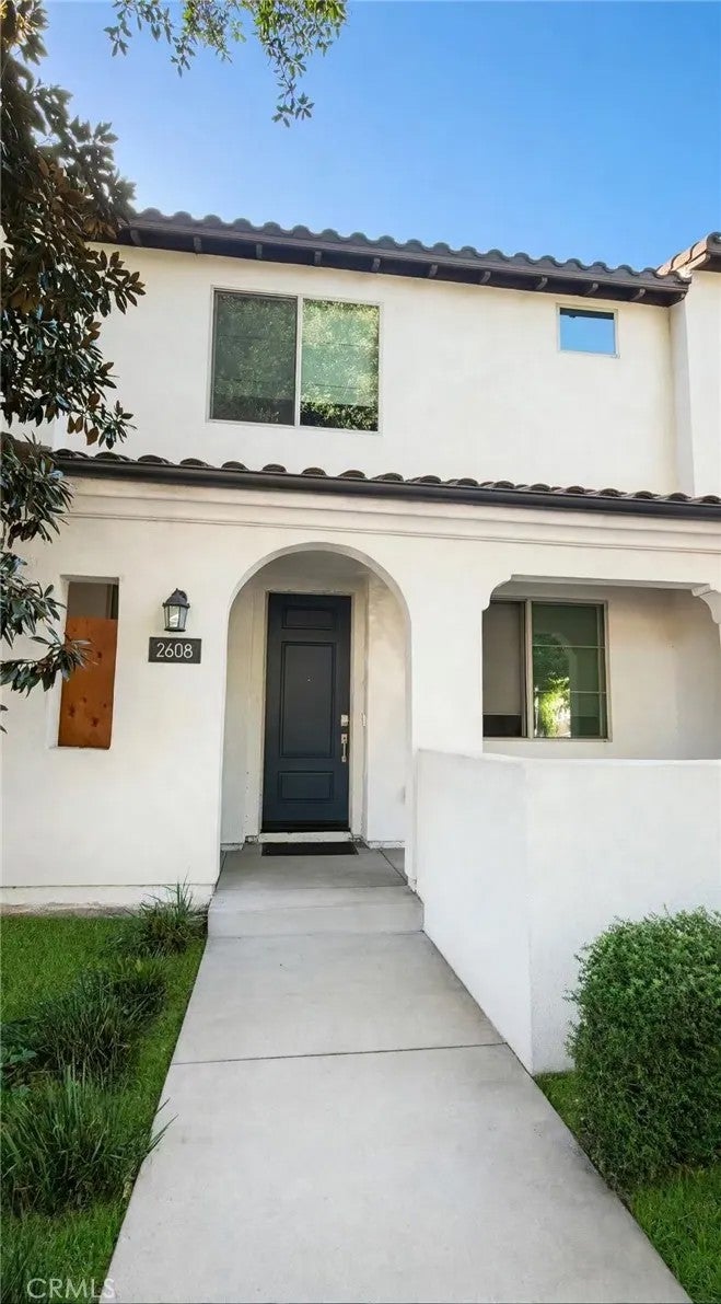 2608 Winston Court
