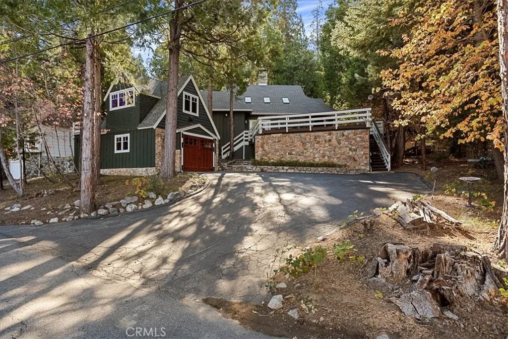 226 Holiday Drive