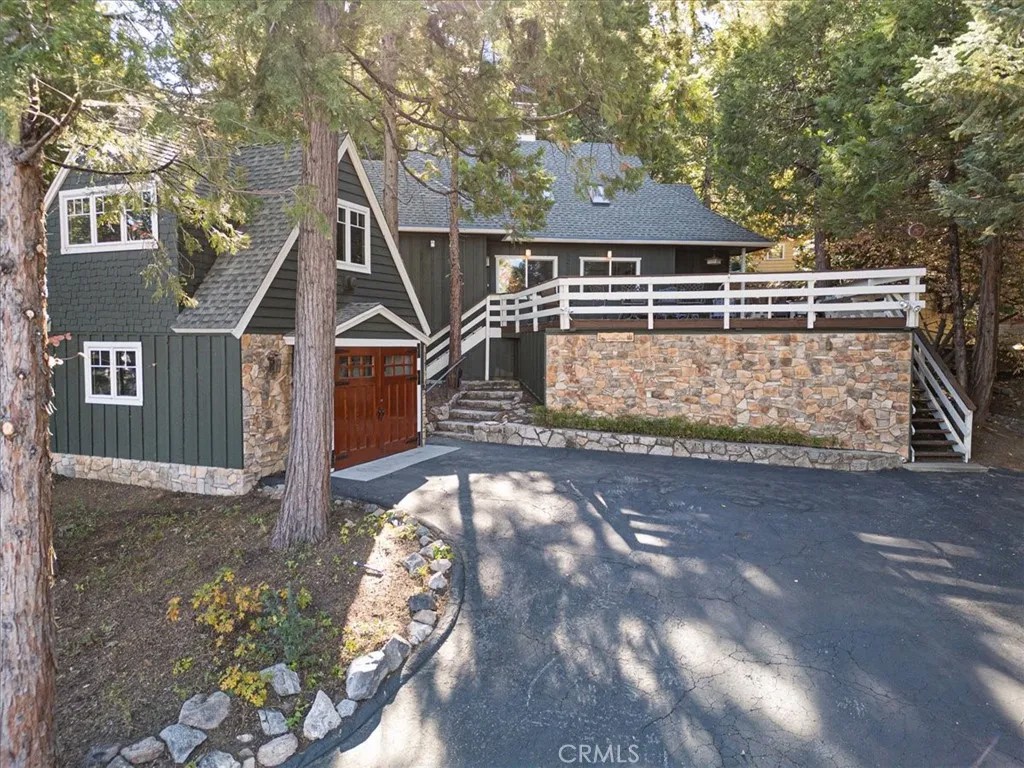 226 Holiday Drive