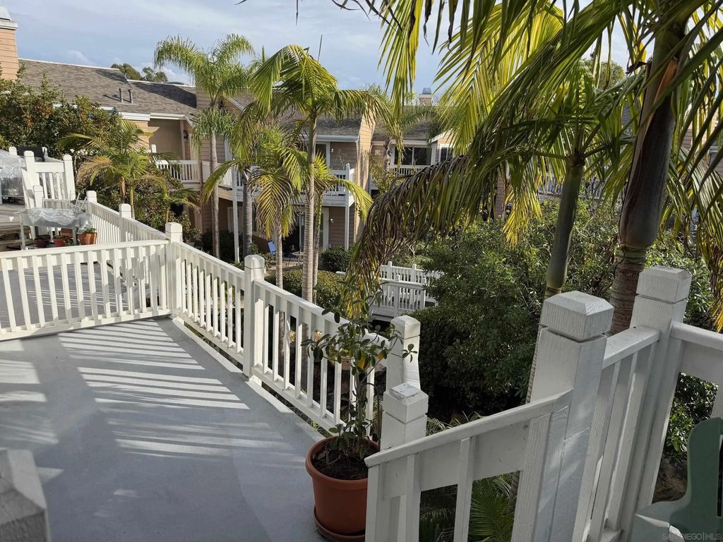 Photo of 8585 Via Mallorca #4, La Jolla, CA 92037 (MLS # 2600863)