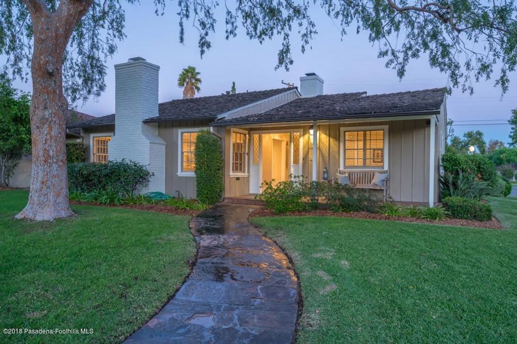 Photo of 1474 Vandyke Road, San Marino, CA 91108 (MLS # P1-25961)