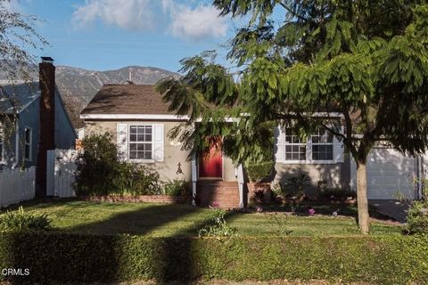 Photo of 3417 Encinal Avenue, La Crescenta, CA 91214 (MLS # P1-25645)