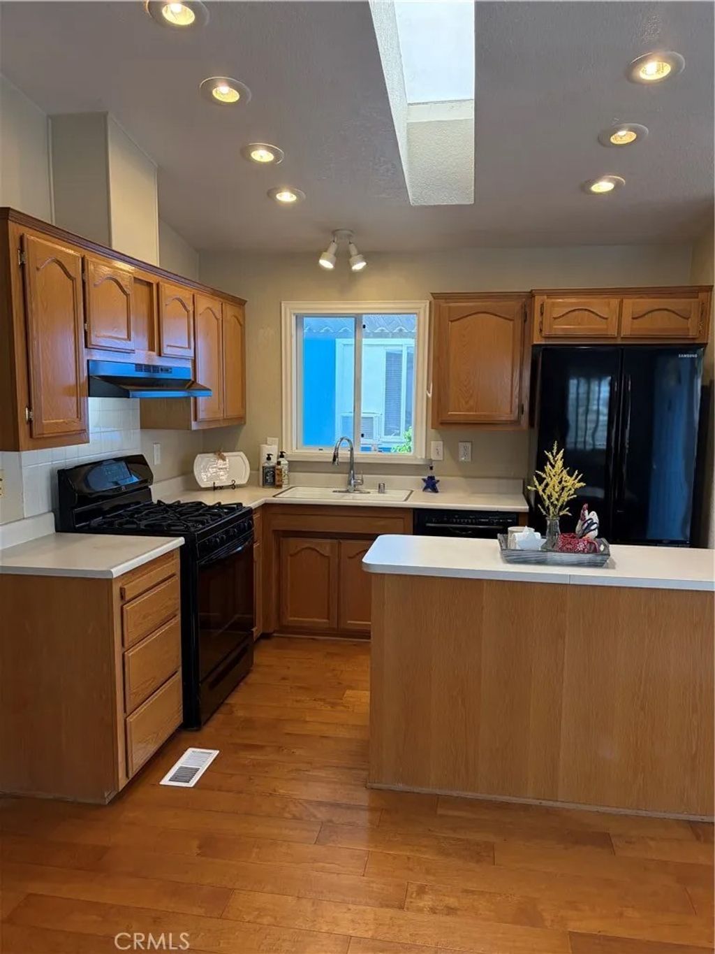 Photo of 5200 Heil Ave #7, Huntington Beach, CA 92649 (MLS # OC26074920)