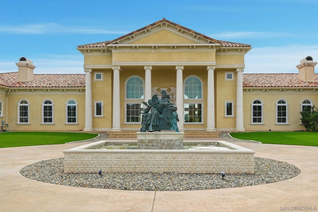 Photo of 19319 Calle Juanito, Murrieta, CA 92562 (MLS # 260002626)