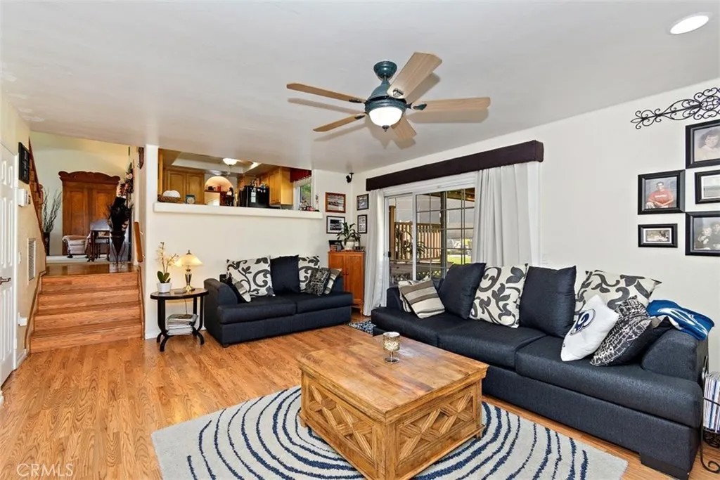 2503 Canterbury Trail
