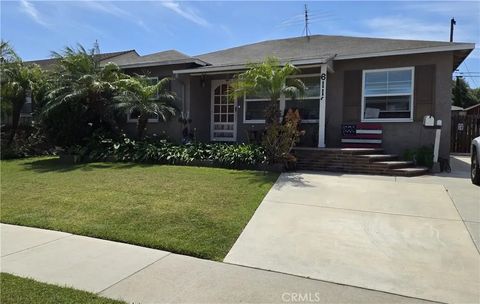Photo of 6112 Freckles Rd, Lakewood, CA 90713 (MLS # RS26092804)