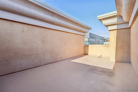 Tiny photo for 1480 Broadway #2621, San Diego, CA 92101 (MLS # 250036924)