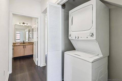 Tiny photo for 1480 Broadway #2621, San Diego, CA 92101 (MLS # 250036924)