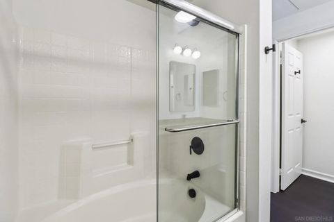 Tiny photo for 1480 Broadway #2621, San Diego, CA 92101 (MLS # 250036924)