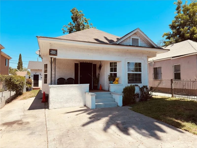 1261 E 48th Street