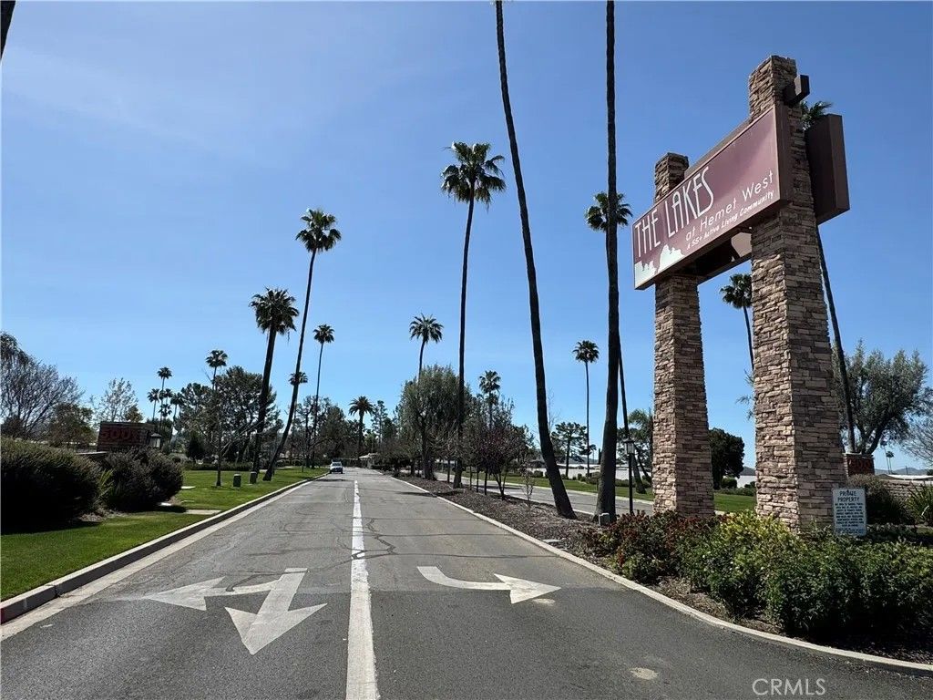 Photo of 5001 W Florida, Hemet, CA 92545 (MLS # IV26066280)