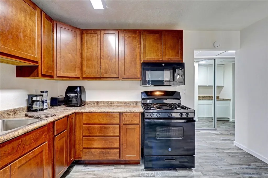 1466 Cabrillo Park C