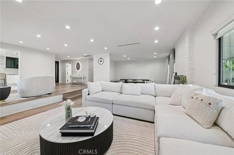 Tiny photo for 15937 Londelius Street, North Hills, CA 91343 (MLS # SR25274570)