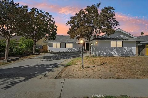 Tiny photo for 15937 Londelius Street, North Hills, CA 91343 (MLS # SR25274570)