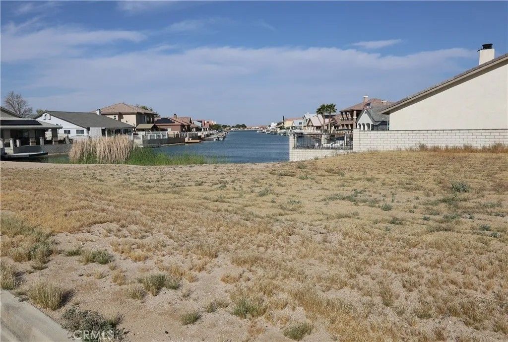 Photo of 14354 Ironsides Ln, Helendale, CA 92342 (MLS # IG26089214)