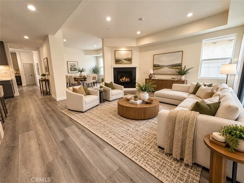 677 Castlehill Drive