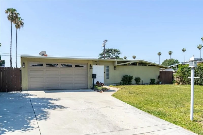1434 E Holly Oak Drive