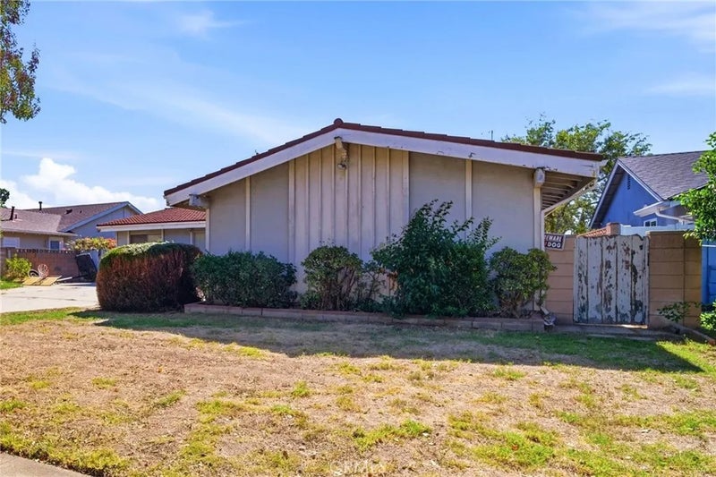 16608 Barneston