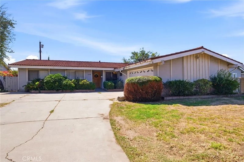 16608 Barneston