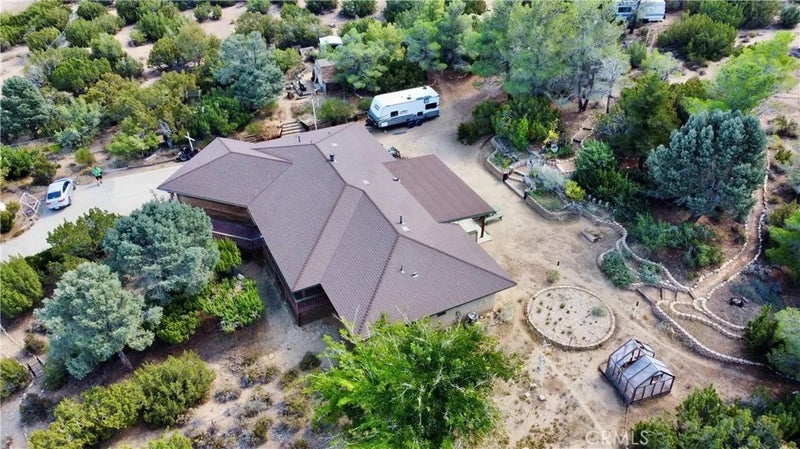 945 Nielson Road