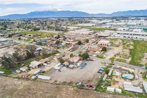 Tiny photo for 19597 Jurupa Avenue, Bloomington, CA 92316 (MLS # IV25240475)