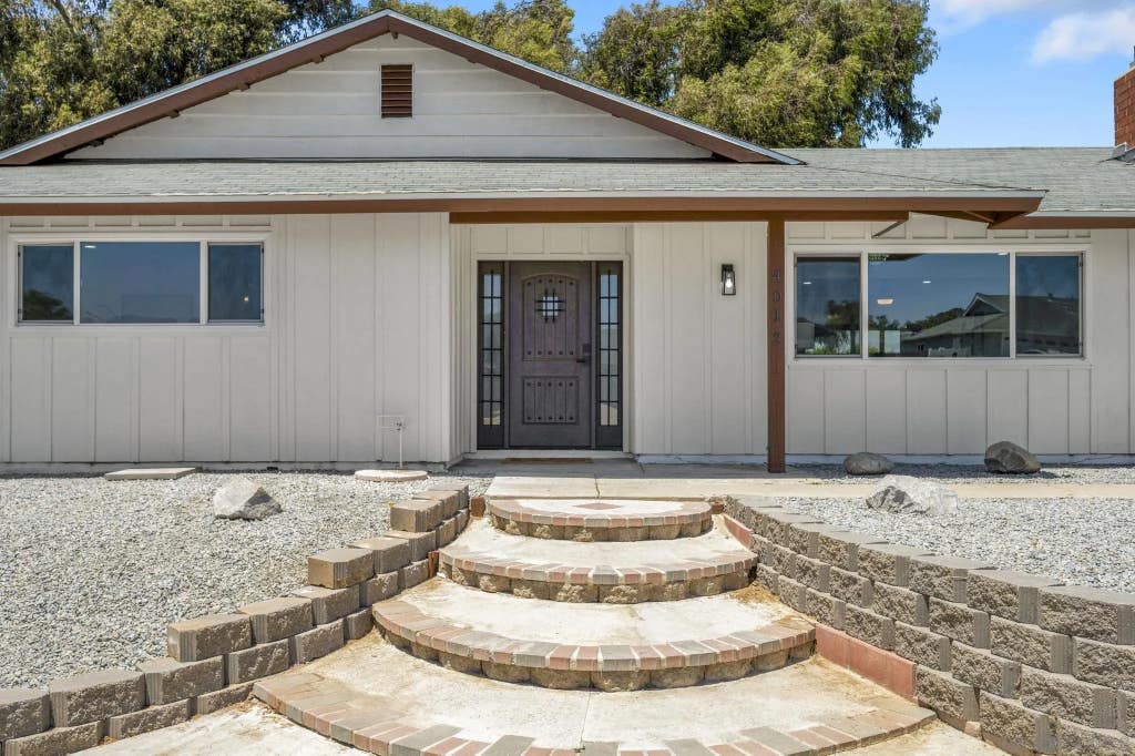 Photo of 4012 Via Rio Ave, Oceanside, CA 92057 (MLS # 260017460)