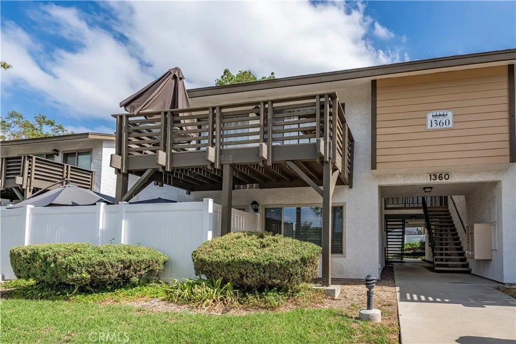 1360 W Lambert Road 95