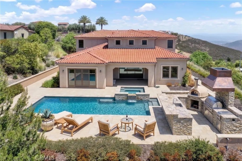 Photo of 18148 Avnda Orilla, Rancho Santa Fe, CA 92067 (MLS # OC26157106)