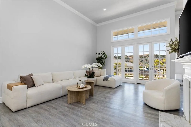 2254 The Terrace
