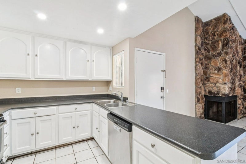 475 N Midway Dr 254