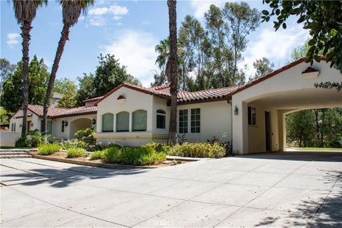 Photo of 1632 Halsey Street, Redlands, CA 92373 (MLS # IV26137731)