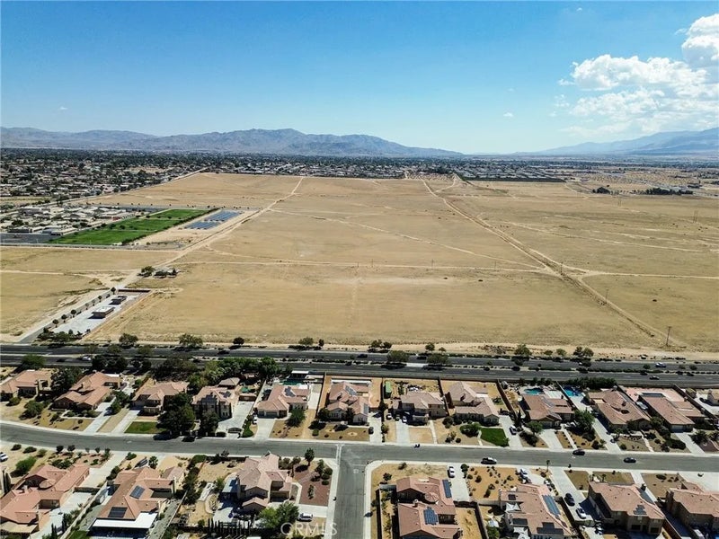 1 Apple Valley