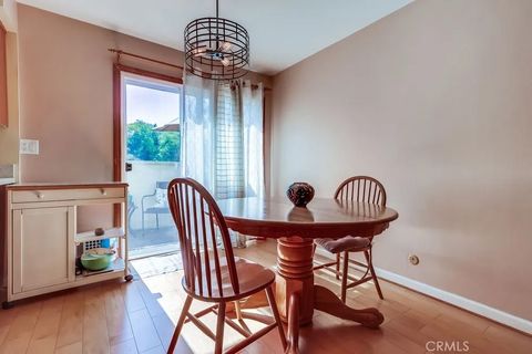 Tiny photo for 11138 Aqua Vista #43, Studio City, CA 91602 (MLS # OC25247360)